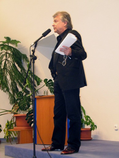 Lukács Sándor előadóestje a Könyvtárban - Fotó: Jászberény Online